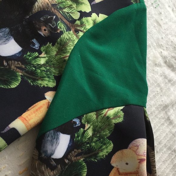 Ludomara Ladies Top Medium/Small - Lots of Charm and Character - Picture 11 of 16